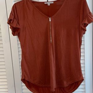 Size large flowy shirt